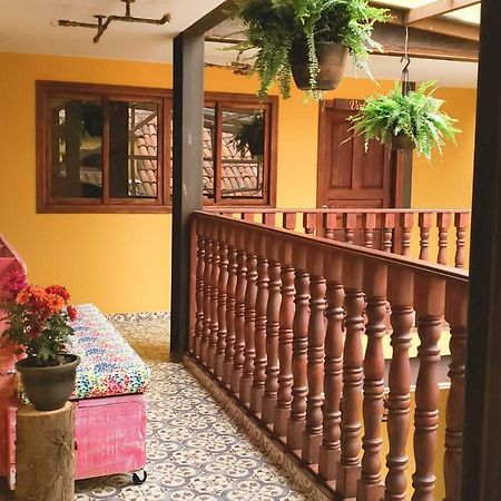 Hostal Casa Astromelia Bogotá Eksteriør bilde