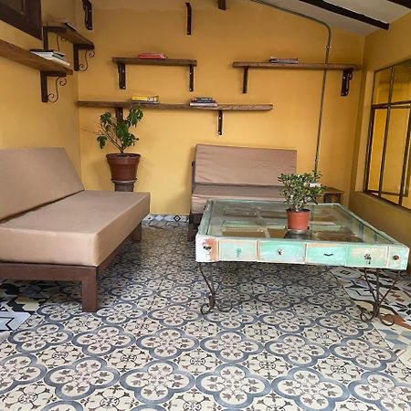 Hostal Casa Astromelia Bogotá Eksteriør bilde