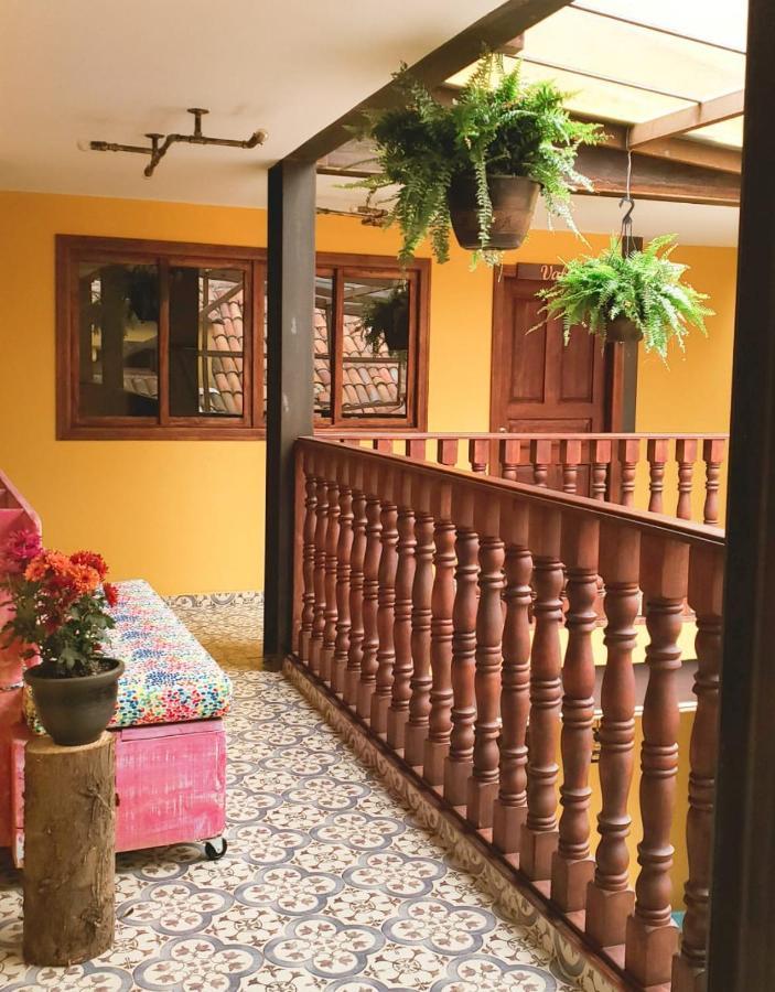 Hostal Casa Astromelia Bogotá Eksteriør bilde