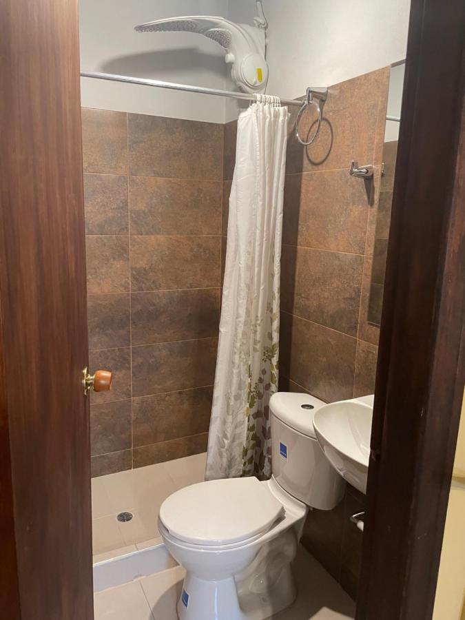 Hostal Casa Astromelia Bogotá Eksteriør bilde