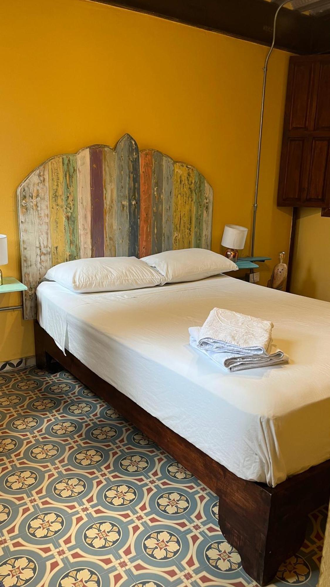 Hostal Casa Astromelia Bogotá Eksteriør bilde