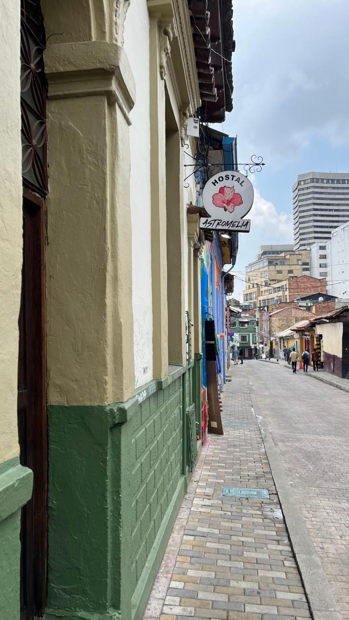 Hostal Casa Astromelia Bogotá Eksteriør bilde