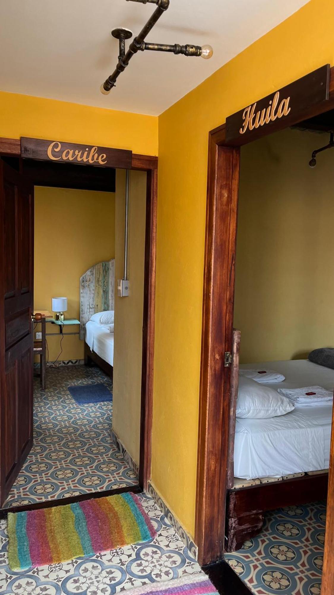 Hostal Casa Astromelia Bogotá Eksteriør bilde
