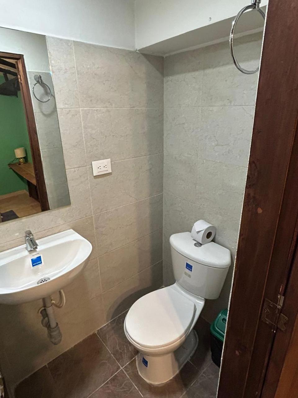 Hostal Casa Astromelia Bogotá Eksteriør bilde
