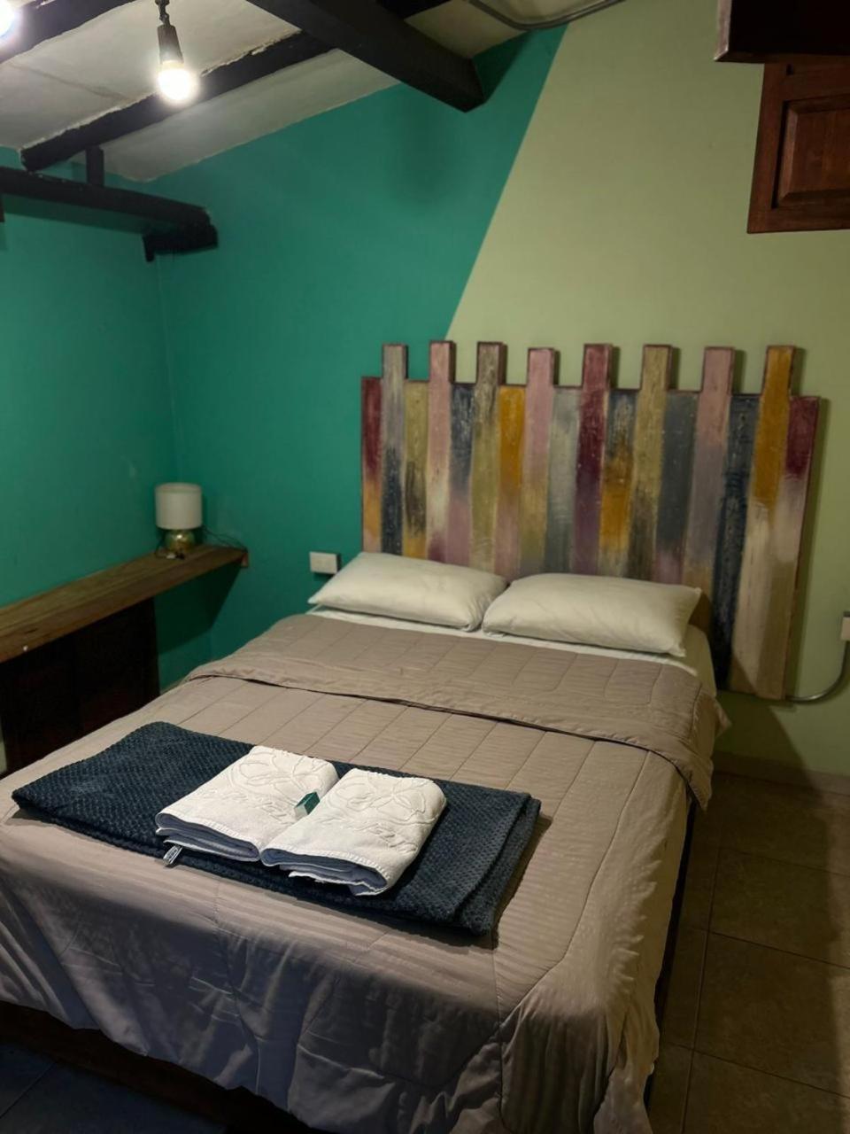 Hostal Casa Astromelia Bogotá Eksteriør bilde